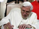 Pedofilia, papa Ratzinger attacca la Chiesa di ieri e di oggi