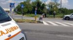 Torino, donna incinta travolta da un pirata della strada, la neonata resta grave. E’ caccia all’uomo