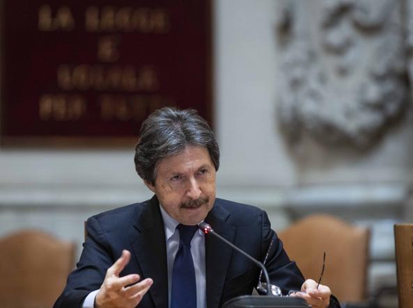 Csm, il pg della Cassazione Fuzio deve dimettersi. Anche Unicost lo richiede Csm, il pg della Cassazione Fuzio deve dimettersi. Anche Unicost lo richiede