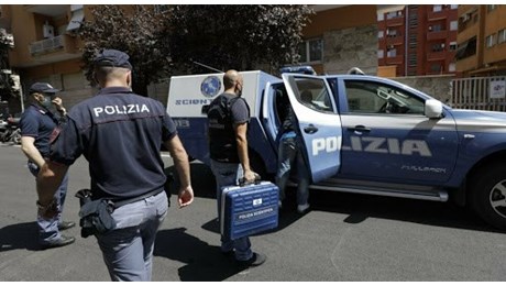 Roma,dichiarata la morte cerebrale per il bambino ucciso dall’arma da fuoco del nonno Roma,dichiarata la morte cerebrale per il bambino ucciso dall’arma da fuoco del nonno