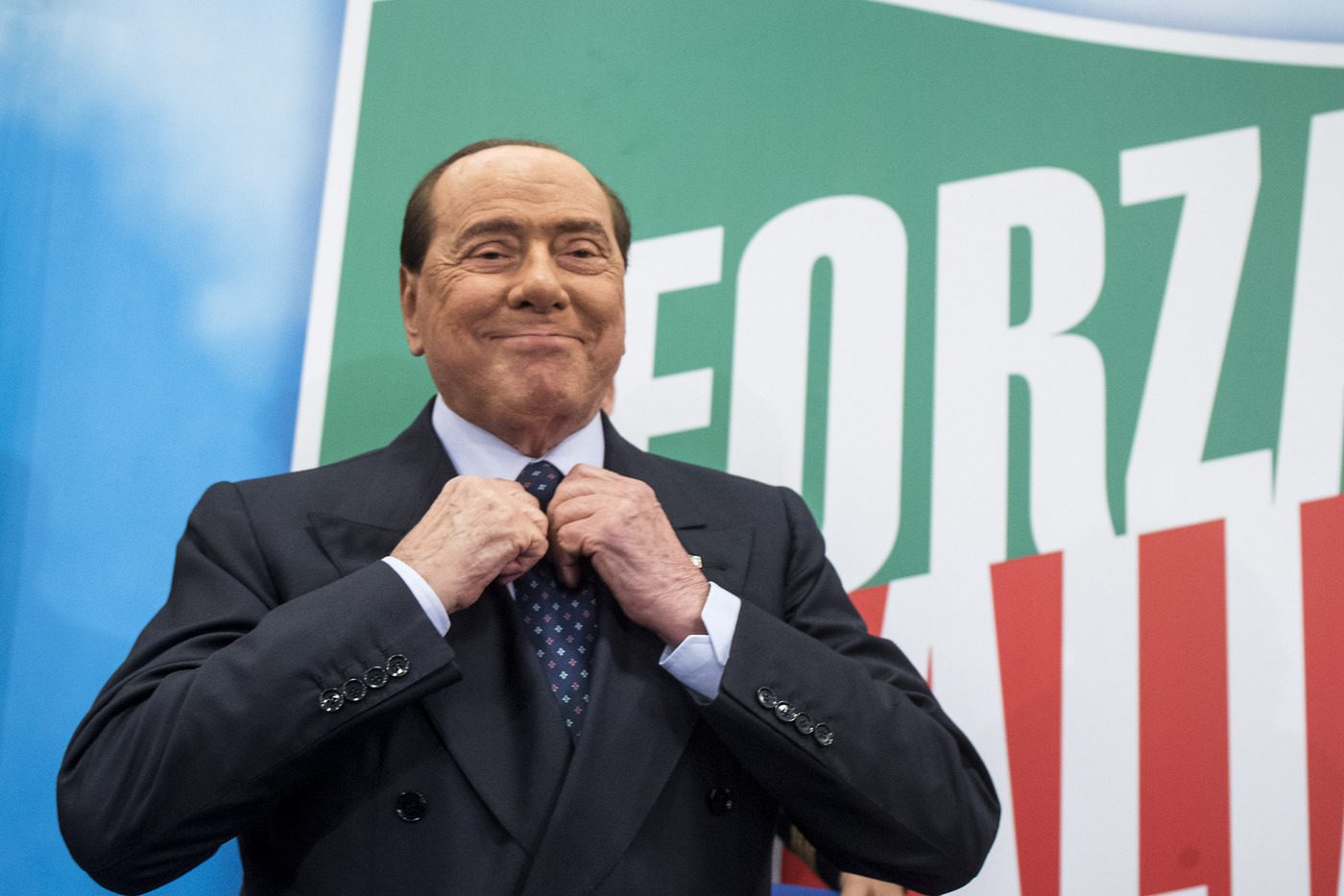 Coronavirus, in miglioramento le condizioni di Silvio Berlusconi