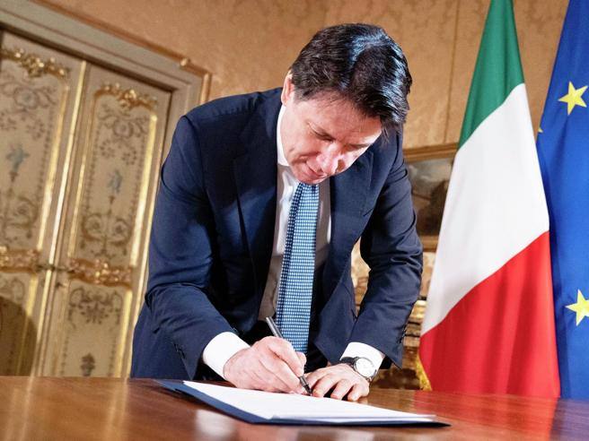 Nuovo dpcm, tutte le sanzioni per coloro che violano le norme in vigore Nuovo dpcm, tutte le sanzioni per coloro che violano le norme in vigore
