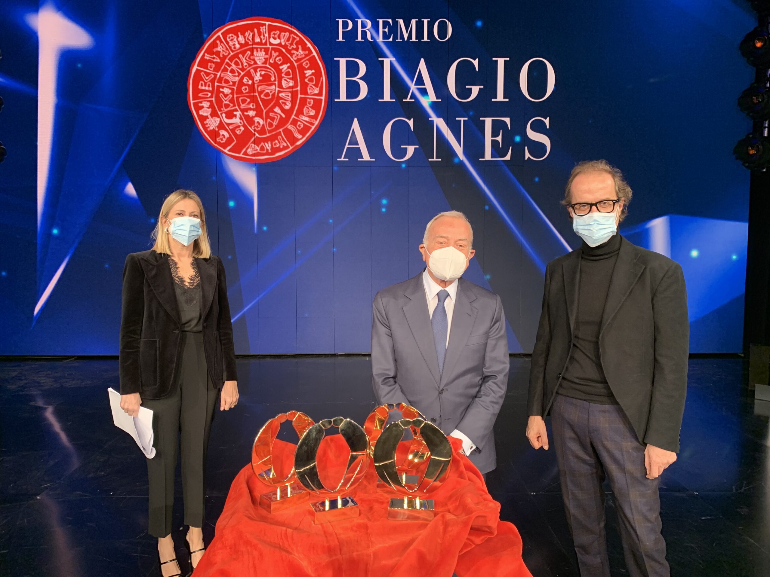 Premio Biagio Agnes 2020, Marcello Foa Presidente della Rai: “Un incoraggiamento al giornalismo serio, di qualità e di alto profilo” Premio Biagio Agnes 2020, Marcello Foa Presidente della Rai: “Un incoraggiamento al giornalismo serio, di qualità e di alto profilo”