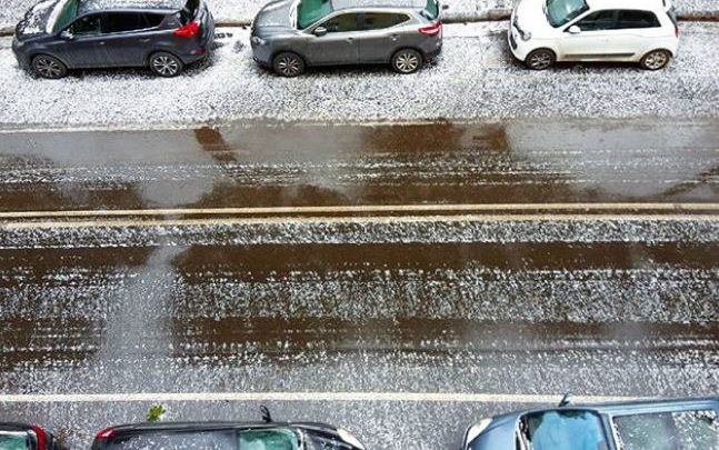 Maltempo: forte grandinata a Roma, traffico e disagi oggi nella Capitale