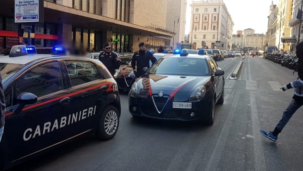 Roma, Arrestati i predoni della Stazione Termini. In manette due componenti di un’agguerrita banda di rapinatori