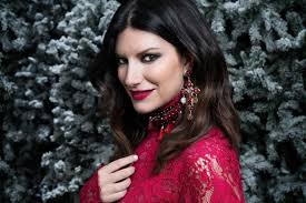Laura Pausini vince il Golden Globe: “Dedico questo premio alla nostra Italia”