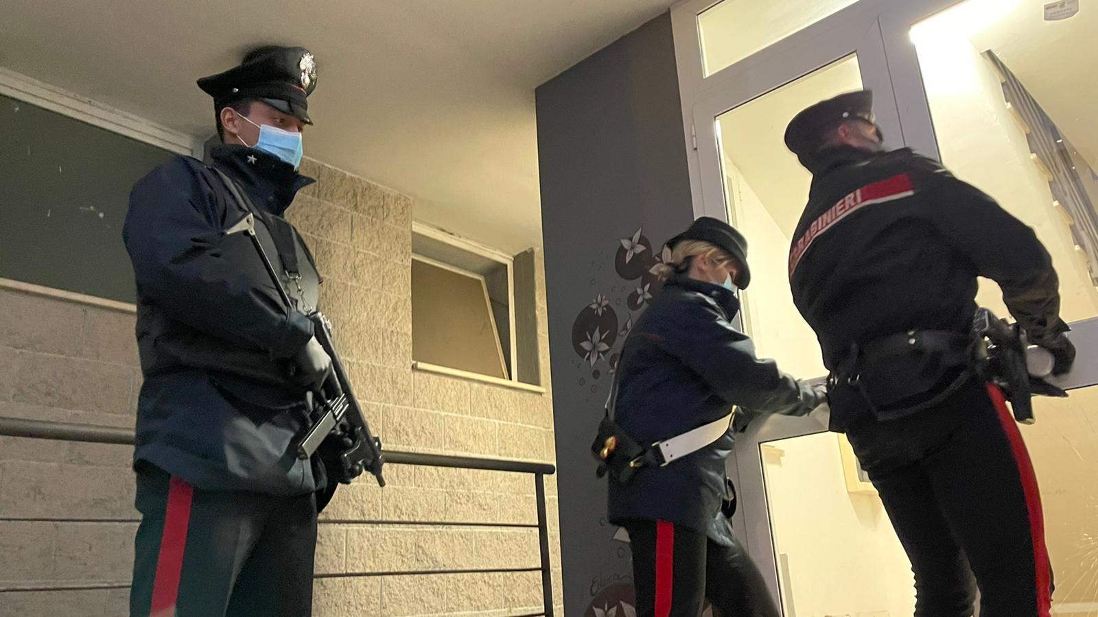 Roma, Operazione Antidroga dei Carabinieri: Ventidue misure cautelari dai Carabinieri