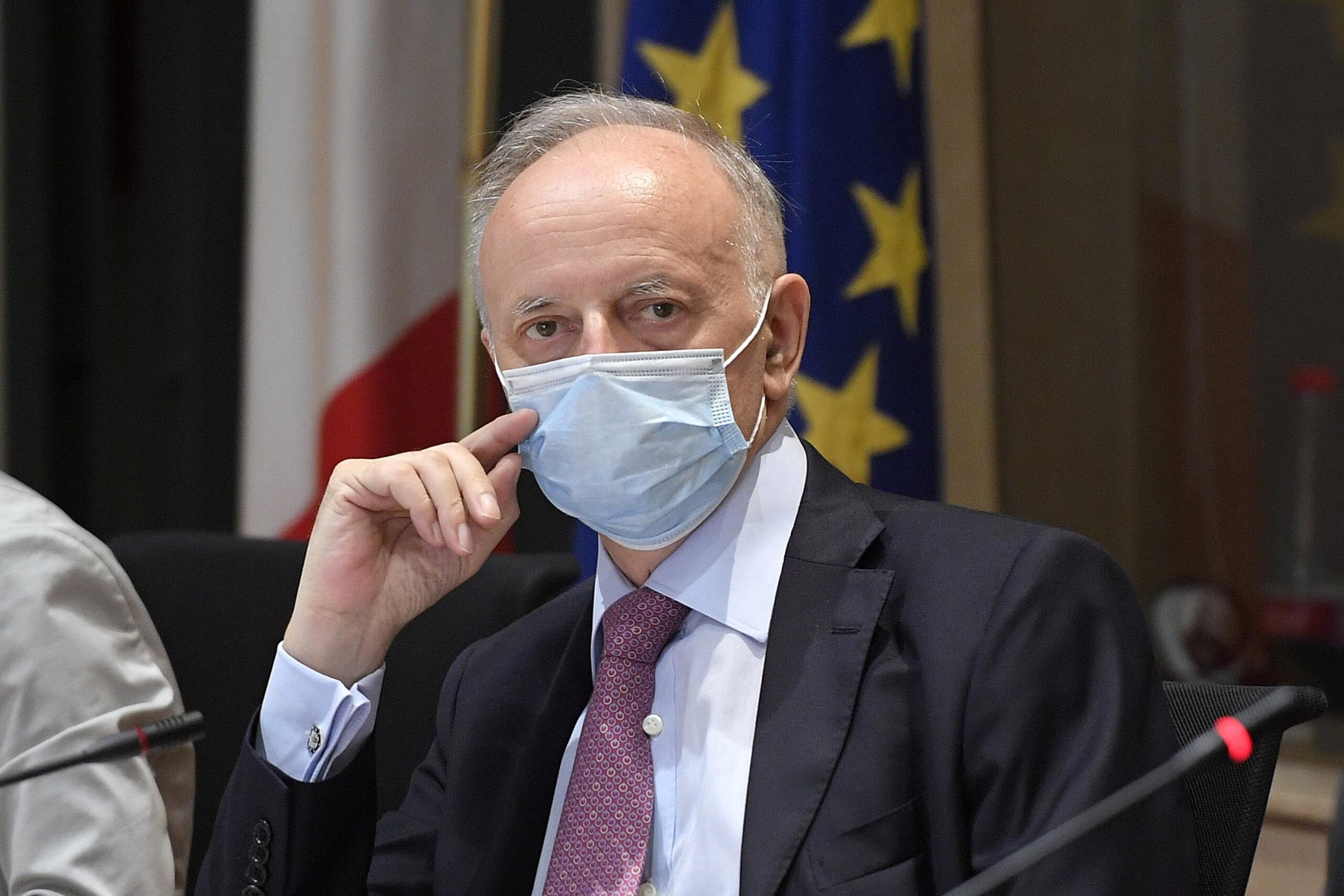 Brescia: Piercamillo Davigo indagato per rivelazione del segreto di ufficio nella vicenda dei verbali di Amara