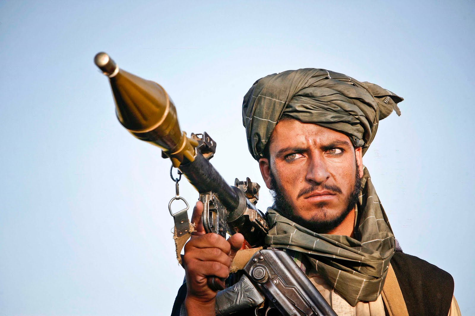 Afghanistan: i talebani conquistano anche Kandahar e Ghazni. Ormai vicina la presa di Kabul