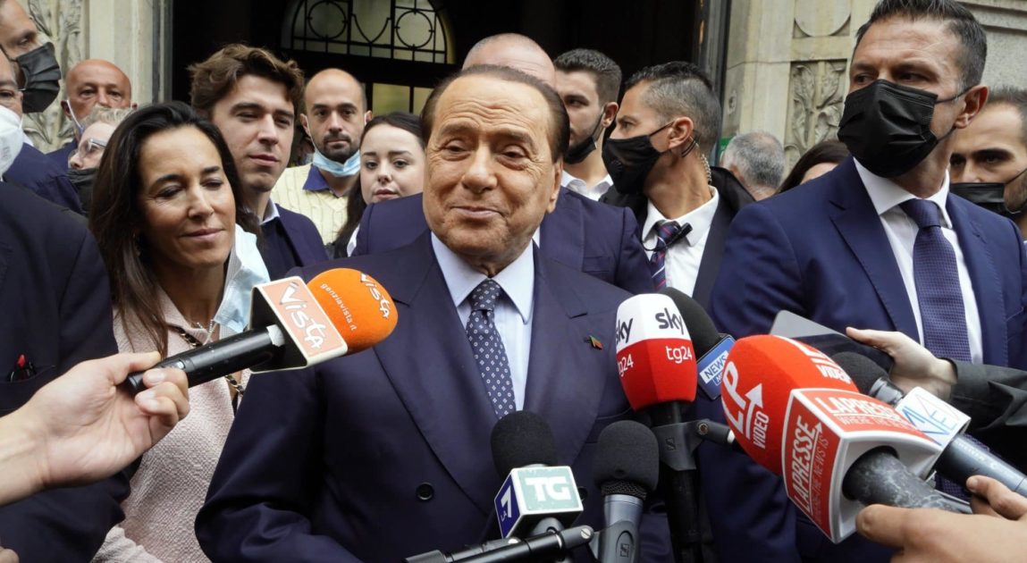 Ruby ter, assolti al processo di Siena Berlusconi e il pianista.