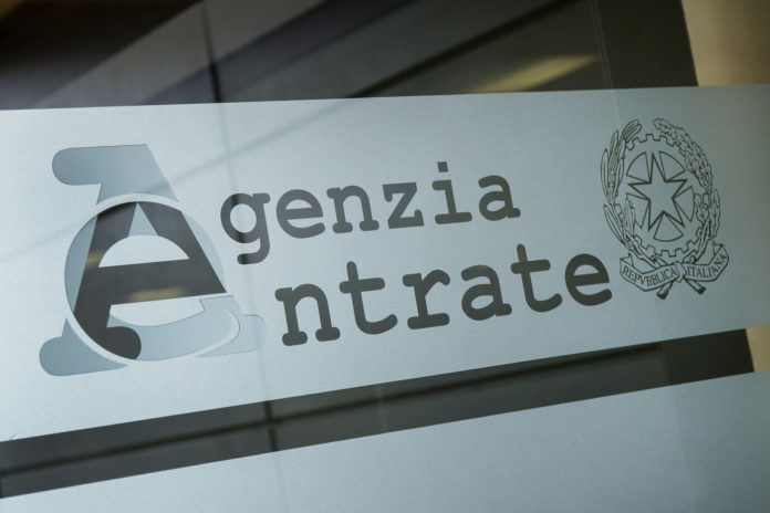 Tentata estorsione ai Loro Piana. Arrestato un funzionario dell’Agenzia dell’Entrate