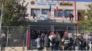 Ruvo di Puglia, si indaga sulla morte del 14enne precipitato da una finestra del Liceo
