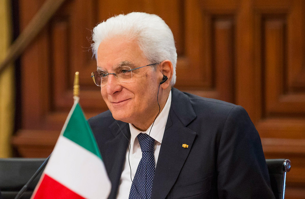 Quirinale: fumata nera anche il terzo scrutinio. Mattarella sale a 125 voti