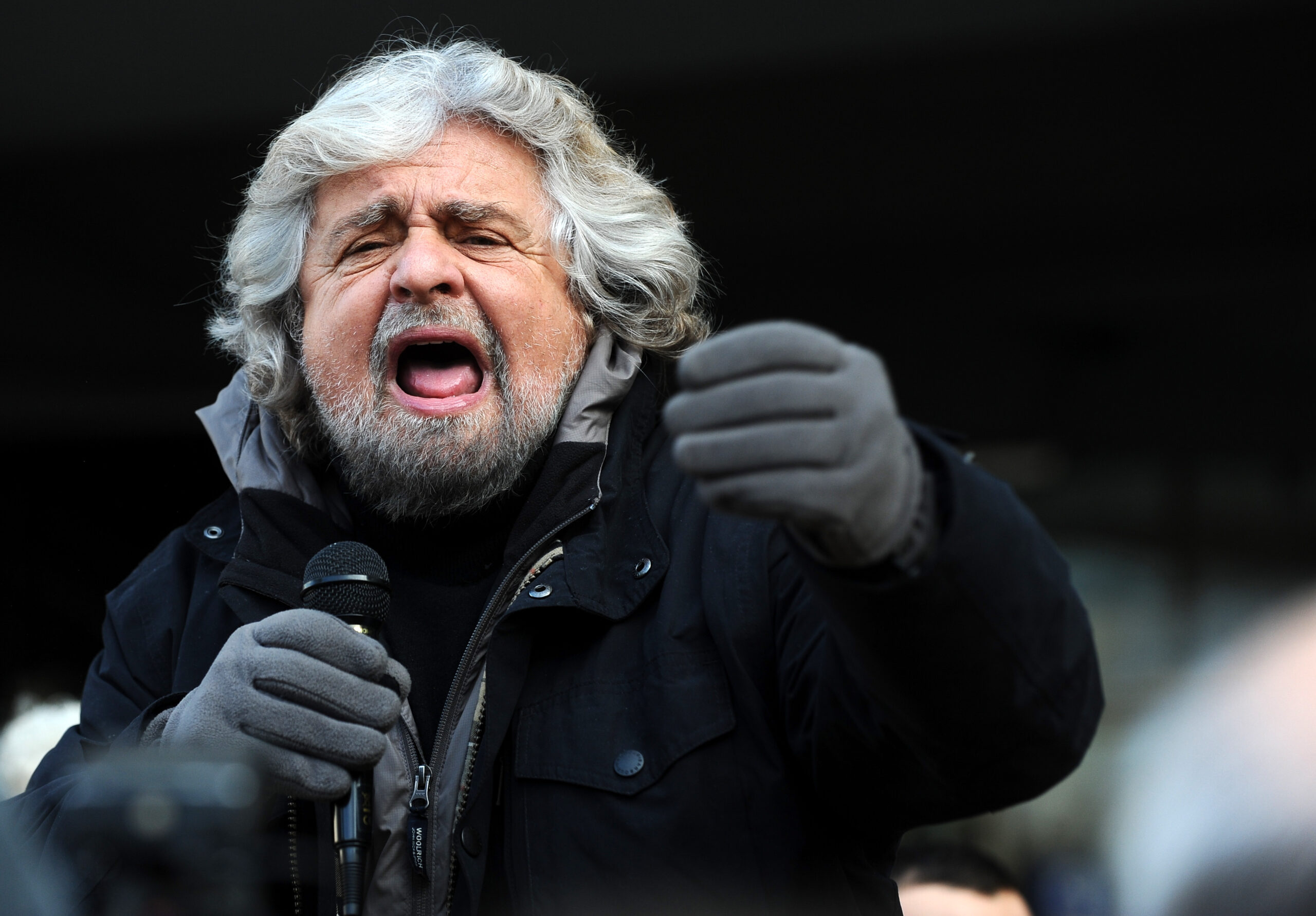 Inchiesta Moby-Open: Beppe Grillo indagato per traffico di influenze illecite