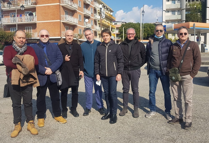 Amianto nelle fabbriche: vittoria contro l’INPS per 15 lavoratori dello stabilimento Nexans Italia di Battipaglia esposti alla fibra killer
