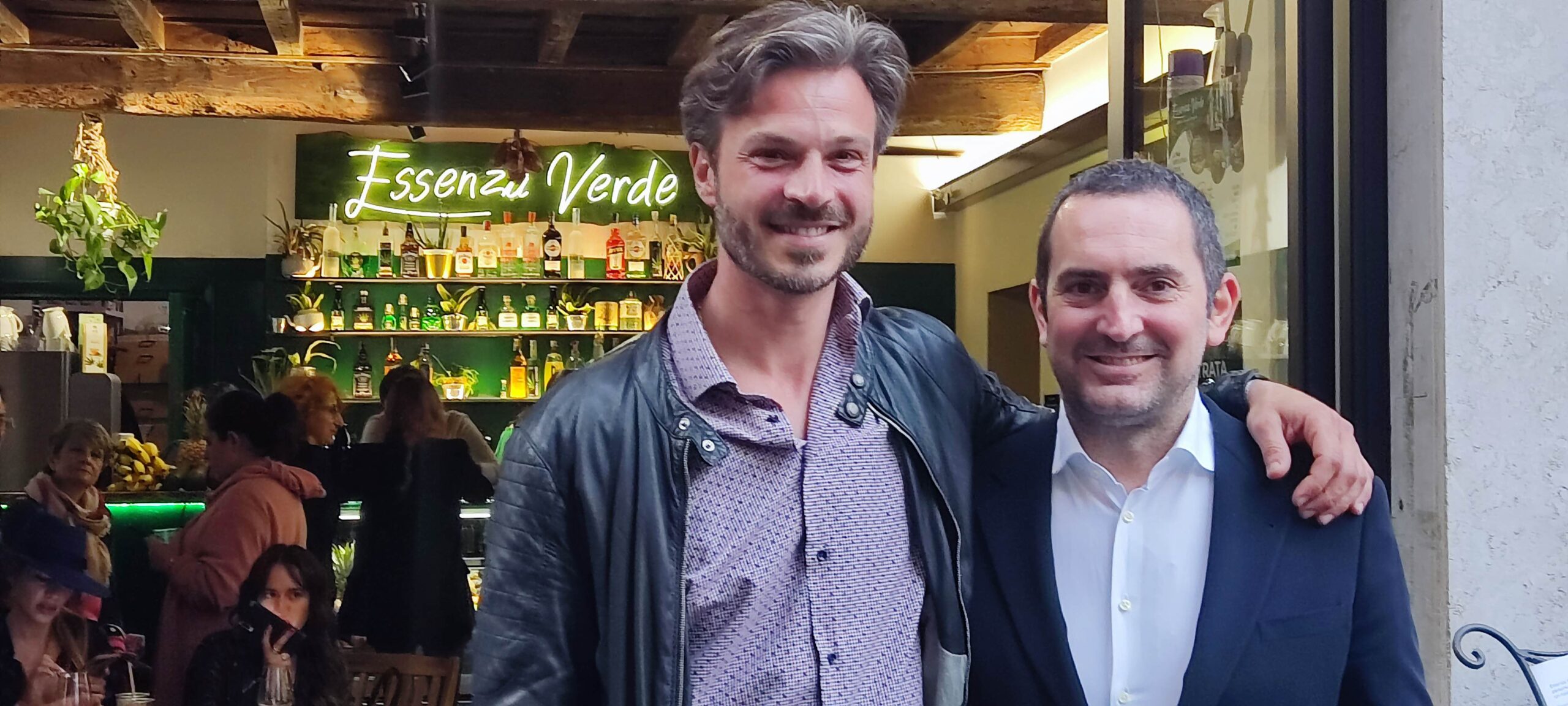 Roma – Inaugurata “Essenza Verde”, la prima libreria d’Italia dedicata alla canapa.
