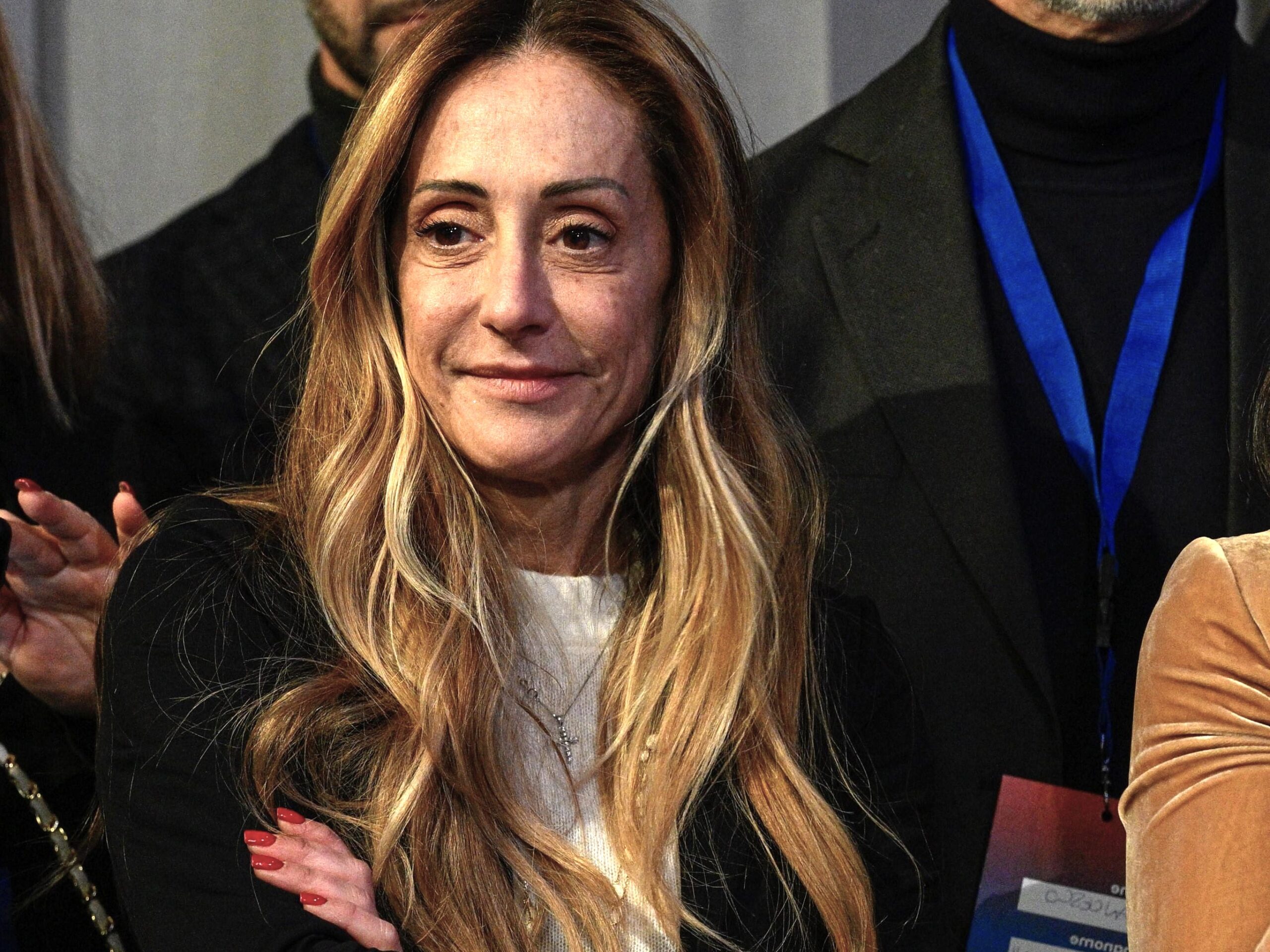 Governo: Arianna Meloni replica all’opposizione “Vogliono farci saltare il sistema nervoso”