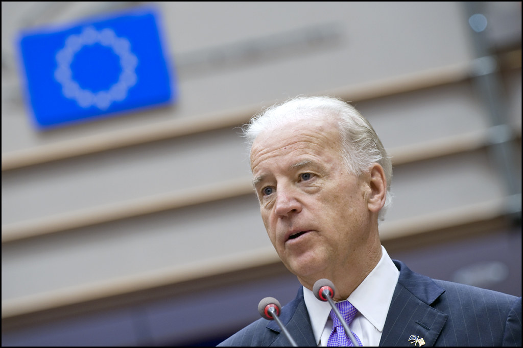 Russia-Ucraina e l’attacco a Kharkiv. Biden “Putin macellaio”