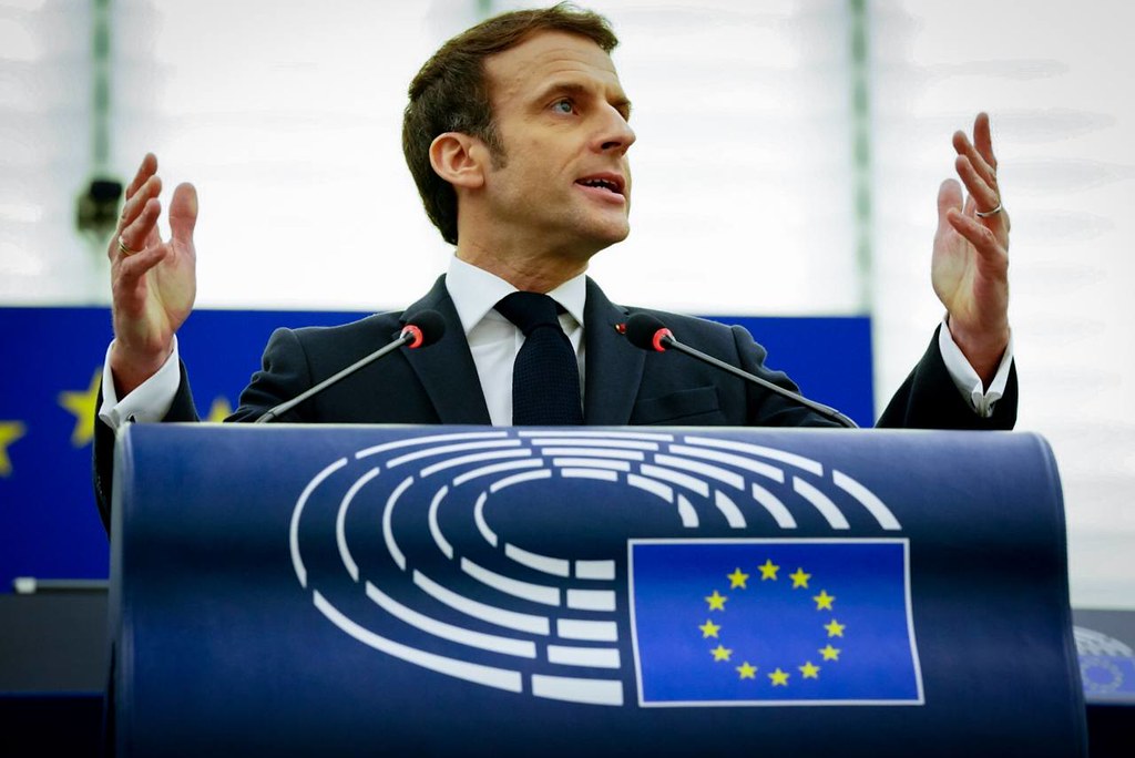 Teheran: “Nessun negoziato finché continuano attacchi”. Macron invita Tel Aviv a cessare i raid Teheran: “Nessun negoziato finché continuano attacchi”. Macron invita Tel Aviv a cessare i raid