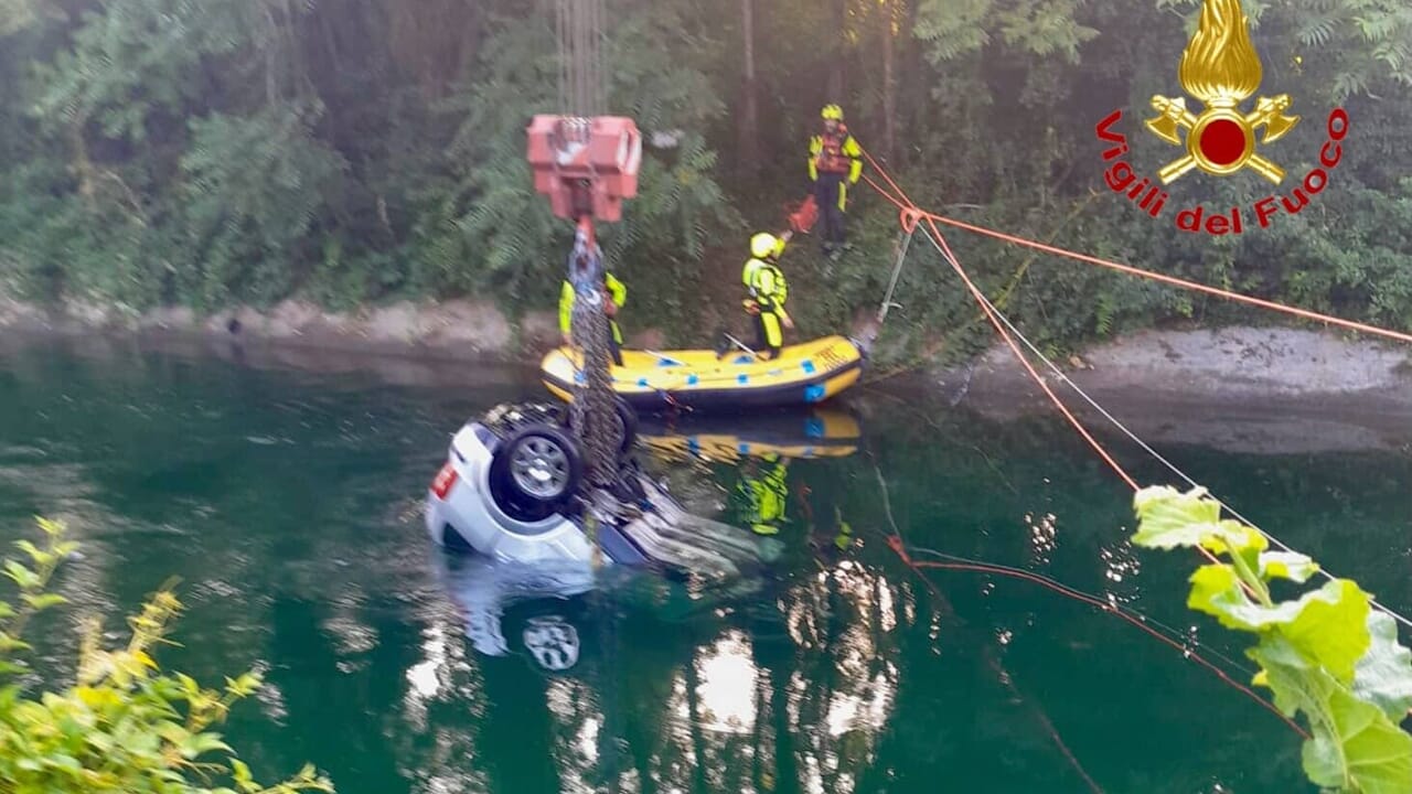 Senago: tre minorenni morti in un incidente stradale Senago: tre minorenni morti in un incidente stradale