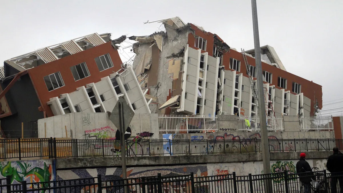 Terremoto in Venezuela: i decessi arrivano a 1400. I dispersi sono 50mila Terremoto in Venezuela: i decessi arrivano a 1400. I dispersi sono 50mila
