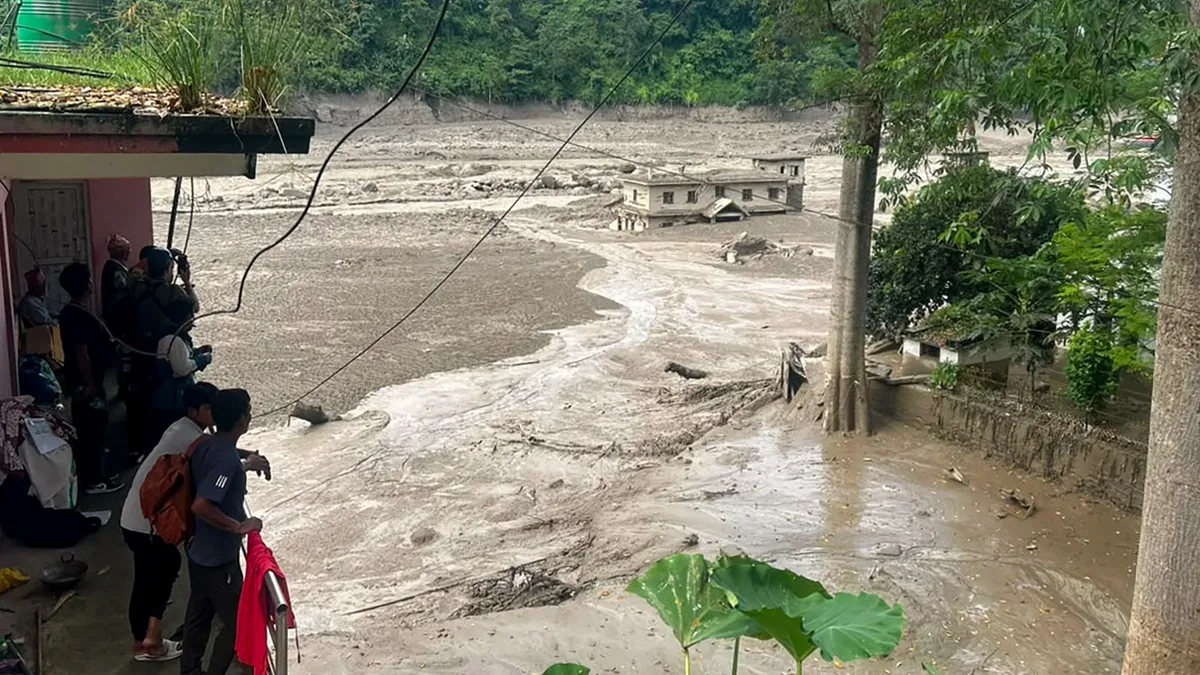 Alluvione in Nepal: 270 morti e 1300 dispersi Alluvione in Nepal: 270 morti e 1300 dispersi