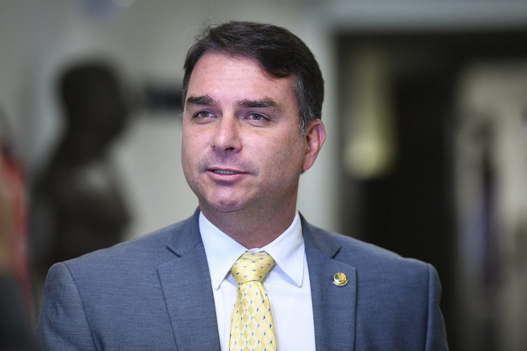 Brasile: Bolsonaro jr batte Lula al primo turno. Ballottaggio il 25 ottobre Brasile: Bolsonaro jr batte Lula al primo turno. Ballottaggio il 25 ottobre